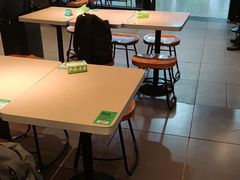 大堂-蒙自源米线大王(东站店)