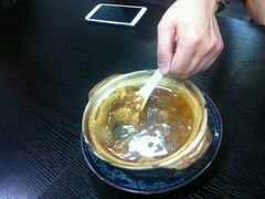 招牌花胶海参煲仔翅-添發碗仔翅美食