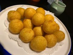 香芋地瓜丸-梅飞酒家(名辉豪庭店)