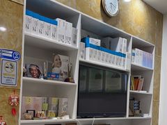 -雅致口腔门诊部(五羊邨地铁店)