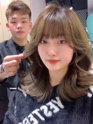 -PE SALON
