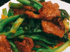 沙茶芥兰炒牛肉-皇后餐厅-煲仔·小菜·打边炉(古北店)