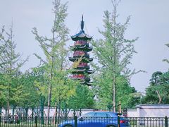 -龙华寺