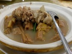 莲藕桶骨煲-海宝酒家(中山四路店)
