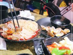 -老闵田螺馆·南昌特色小炒(梦时代店)