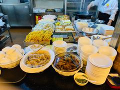自助取餐区-湖滨步步高酒店·中餐厅