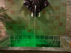 -泉城欧乐堡戏水湾艺术养生温泉