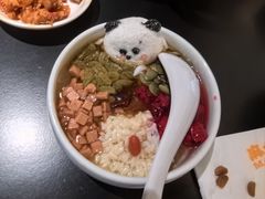 -麻六记(凤凰汇店)