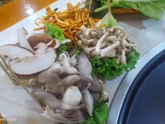 -藏味八珍特色火锅