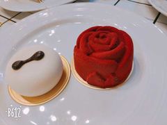 精选甜品-礼途酒店·餐吧