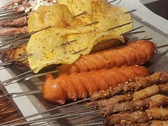 -三个大叔烤羊肉串·歌手驻唱·碳烤鲜肉(西三旗店)