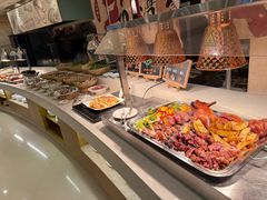 -元一希尔顿酒店·鲜切牛肉火锅禅自助餐厅