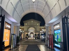 -佛罗伦萨小镇广佛名品奥特莱斯(疏港路店)