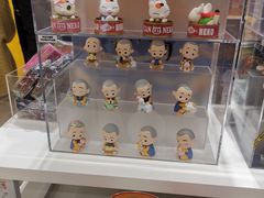 -泡泡玛特POPMART(杭州乐堤港店)