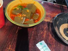 -蓝田九大碗民俗食府(蓝田店)