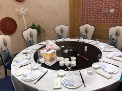 -香山湖家家宴(中山陵店)