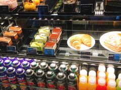 -西西弗书店&矢量咖啡(凯德晶萃广场店)