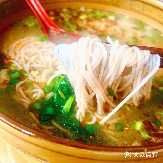 哈尼梯田红米米线休闲小吃夜市烧烤(巨人·湖泉尚景店)