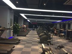 器械区-锐菲特游泳体育健身中心(滨江店)