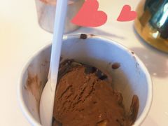 浓醇黑巧焦糖扁桃-哈根达斯(天河城店)