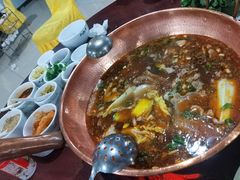 -朝伟清真铜瓢牛肉馆(三十年老·店)