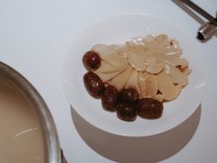 新鲜松茸-红雀围·海鲜火锅(陆家嘴中心店)