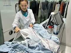 -福奈特洗衣·洗鞋·奢侈品护理(长阳路店)