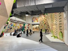 -ROCKPLUS攀岩馆(环宇城店)