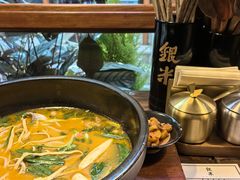 -银米·云南传统过桥米线(双廊黑金冠店)