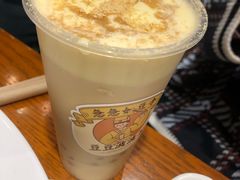 豆豆波波杯-喜茶(上海打浦桥日月光gelato lab+店)