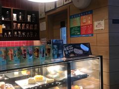 面包甜点陈列柜-星巴克(天津大悦城第二店)