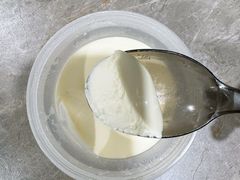 杏仁奶皮子酸奶-红花点心局(护国寺店)