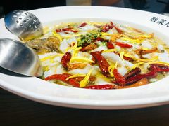 老坛子酸菜鱼-新太二·鲜料川菜(东汇城店)