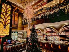 -Mogul Eatery·大亨餐酒馆