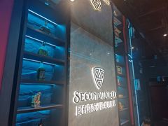 -屋有岛沉浸游戏旗舰店(中山公园店)