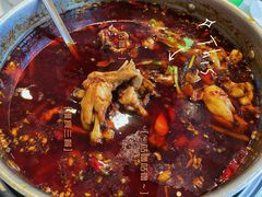 -蛙两只美蛙鱼头火锅(恒茂店)