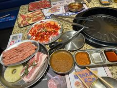 -首尔烤肉大排档(合生汇店)