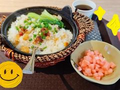 -铁二锅米线童谣洋芋饭(立海大厦店)