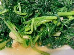 -黄泥岗·地道湖北菜(奥特莱斯店)