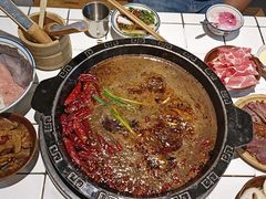 -卤校长老火锅(杨家坪直营店)