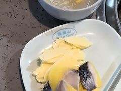 -金滏山烤肉·海鲜·火锅自助餐厅(襄阳万达店)