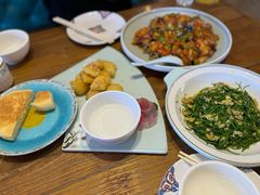 -蒙亨·阿木图赛(乌兰察布天恒广场店)
