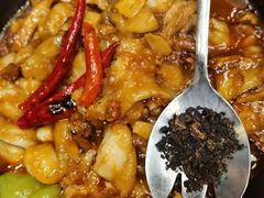 -云海肴·汽锅鸡·云南菜(天山百盛优客店)