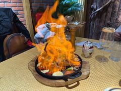 -米德维奇俄式西餐厅(西六道街店)