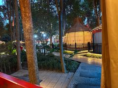 -二荆条·蜀鲜汇城市森林火锅