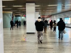 -汉中路(地铁站)