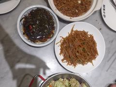 -小菜园新徽菜(芜湖万达店)
