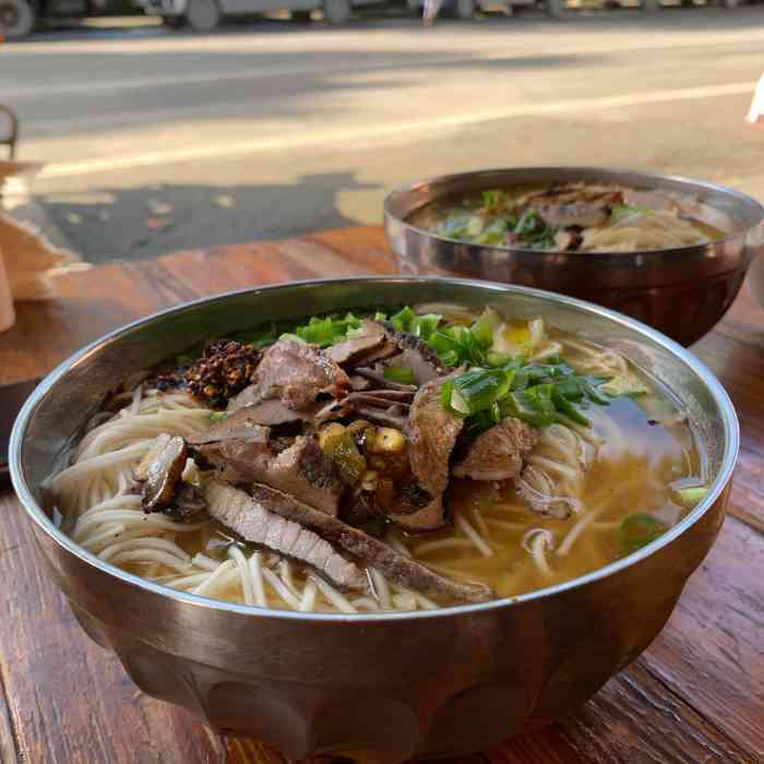 顺江烧肉米线-"今天九点从固东银杏村国萍农家乐出发,参观..."-大众点
