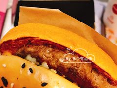 安格斯牛肉汉堡-麦当劳(金沙广场店)