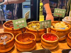 -云阿蛮云南生烫牛肉米线(奉贤路店)